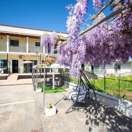 Ionian Luxury Apartments Perama  Bagian luar foto