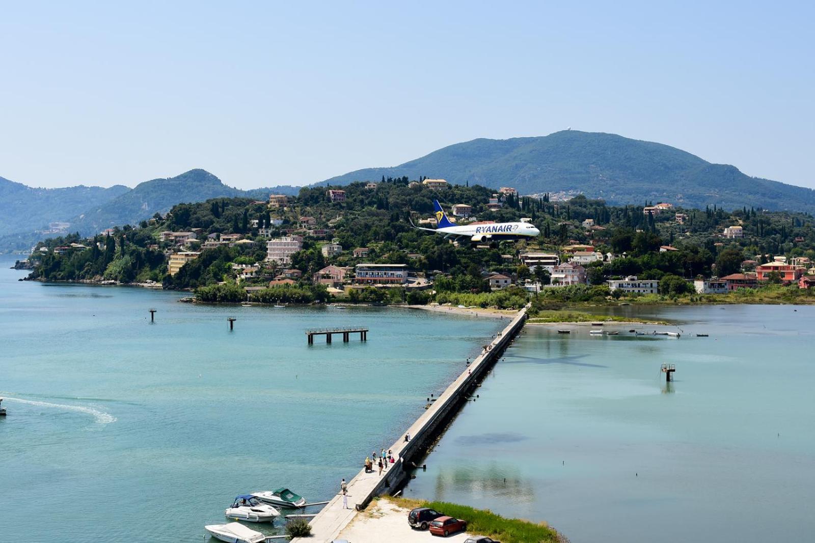 Ionian Luxury Apartments Perama  Bagian luar foto
