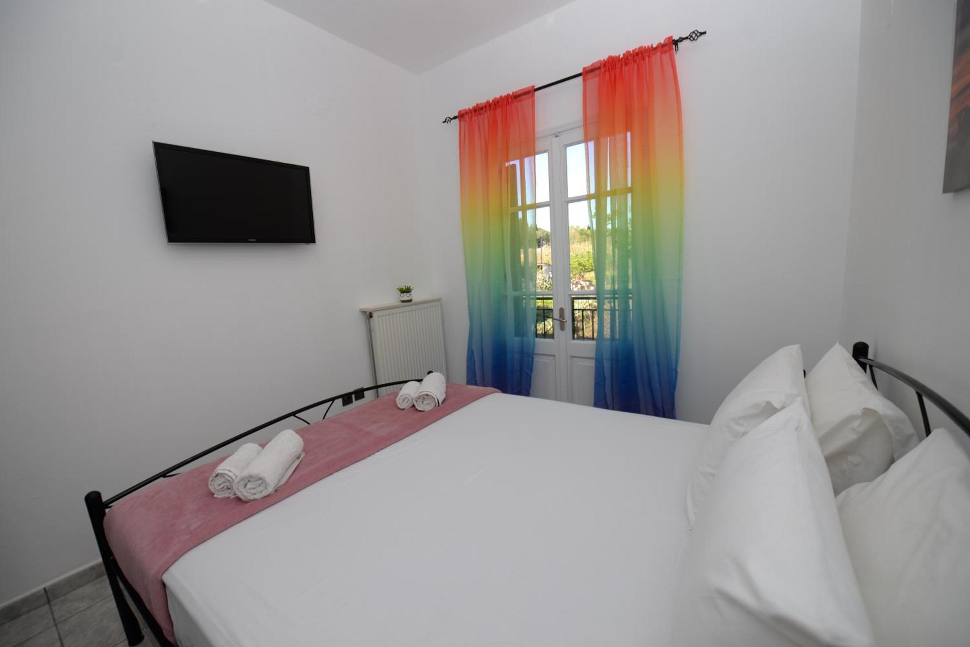 Ionian Luxury Apartments Perama  Bagian luar foto